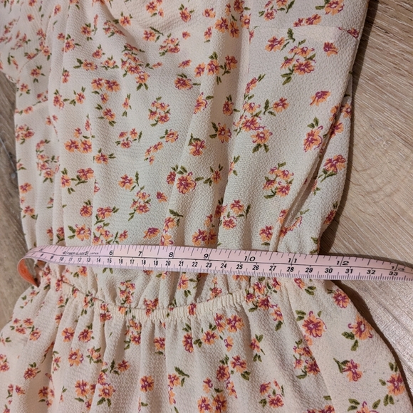 Monteau Los Angeles dress - Picture 3 of 4